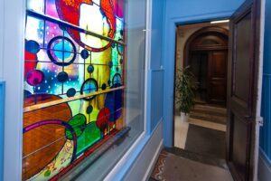 Collège Saint Jo Arras intérieur vitrail