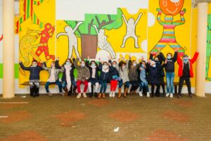 École Saint Jo Arras la cours de récréation fresque murale